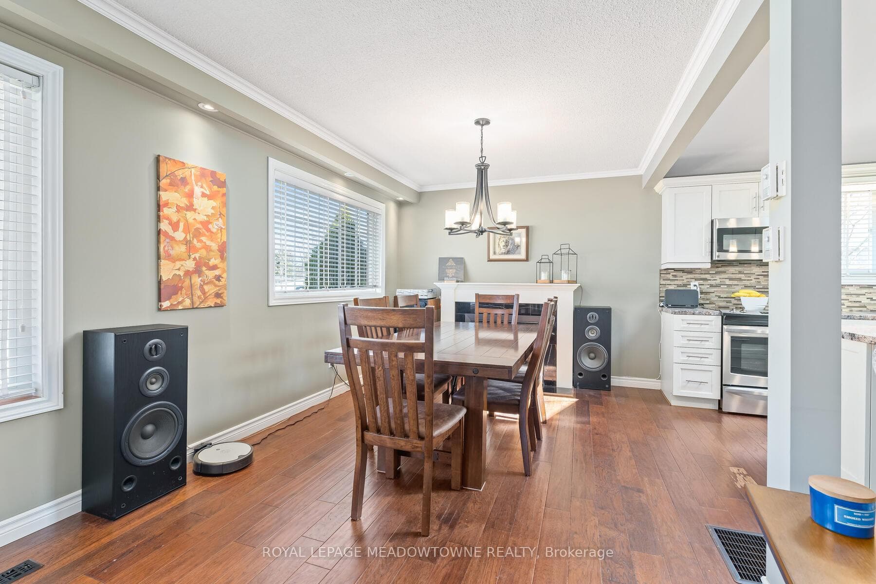 32 Joycelyn Crescent photo 15