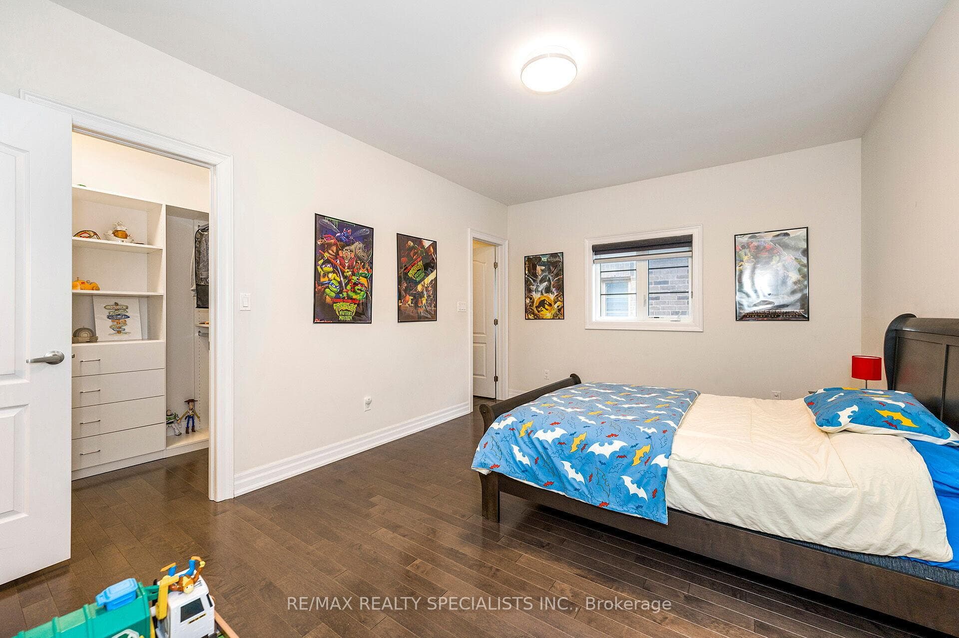 18 Falkland Road photo 31