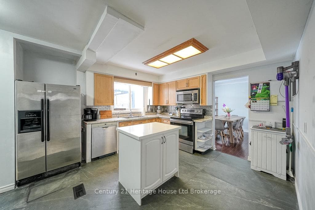 19 Meadow Road photo 14