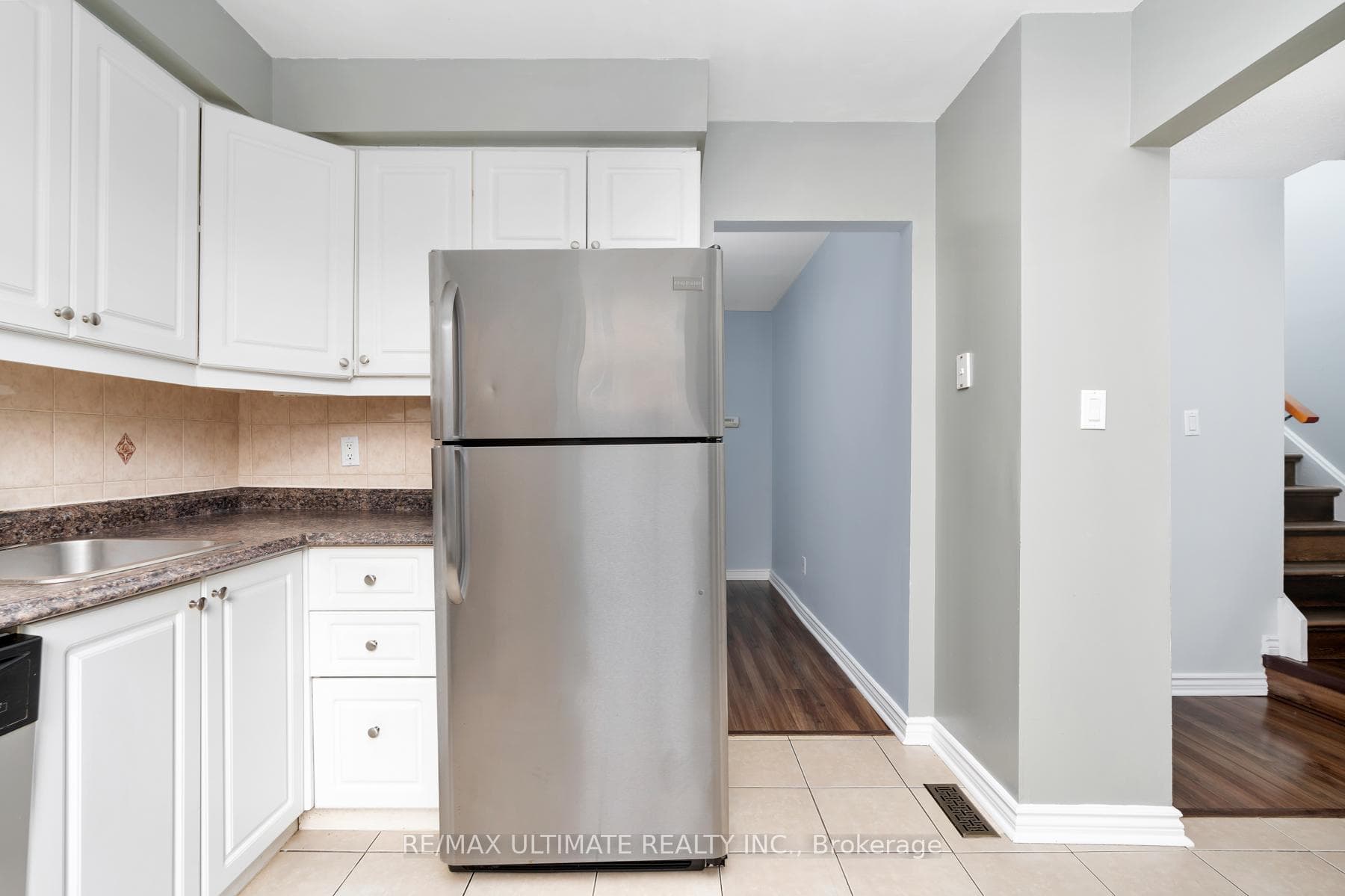 3175 Kirwin Avenue Unit 40 photo 5