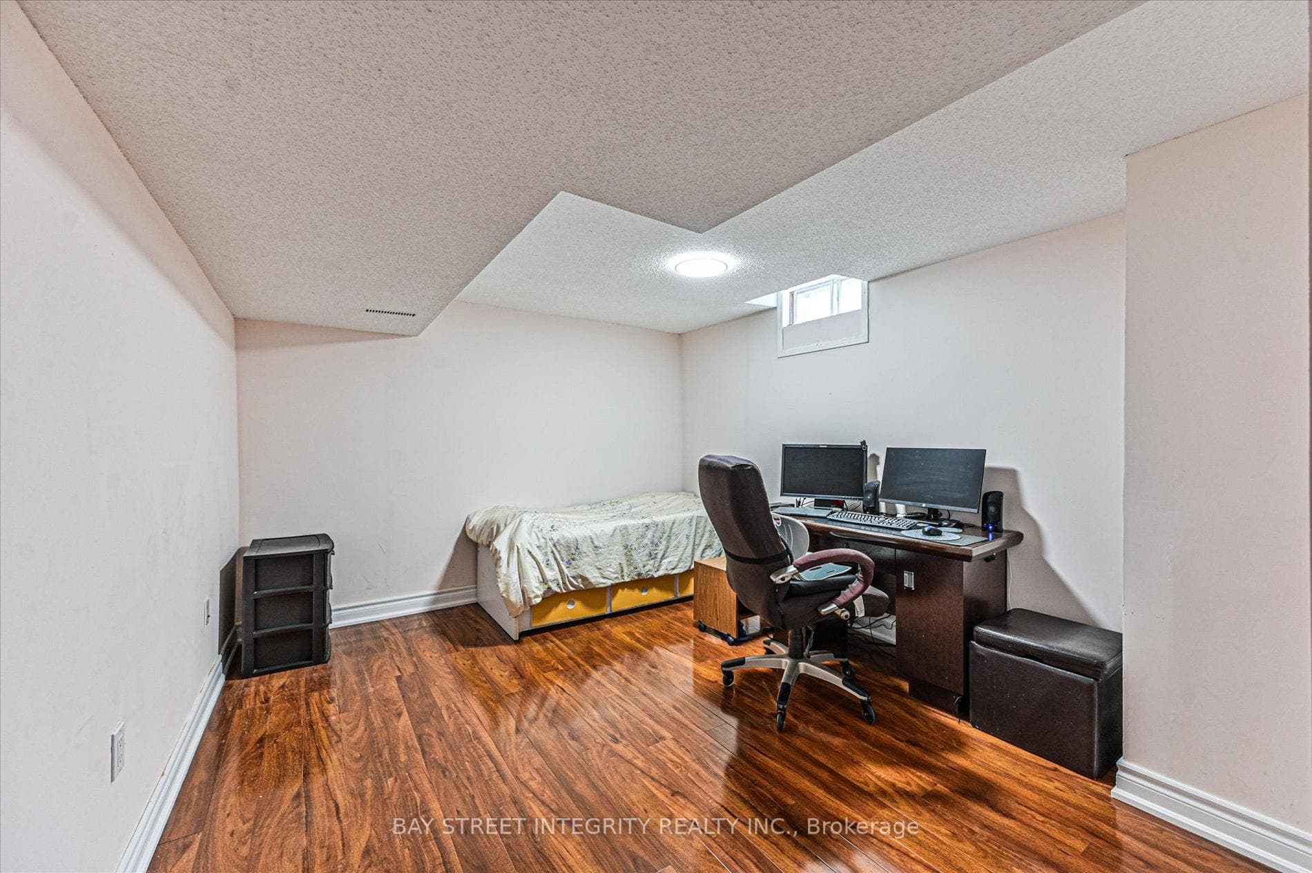 12 Greystone Road photo 42