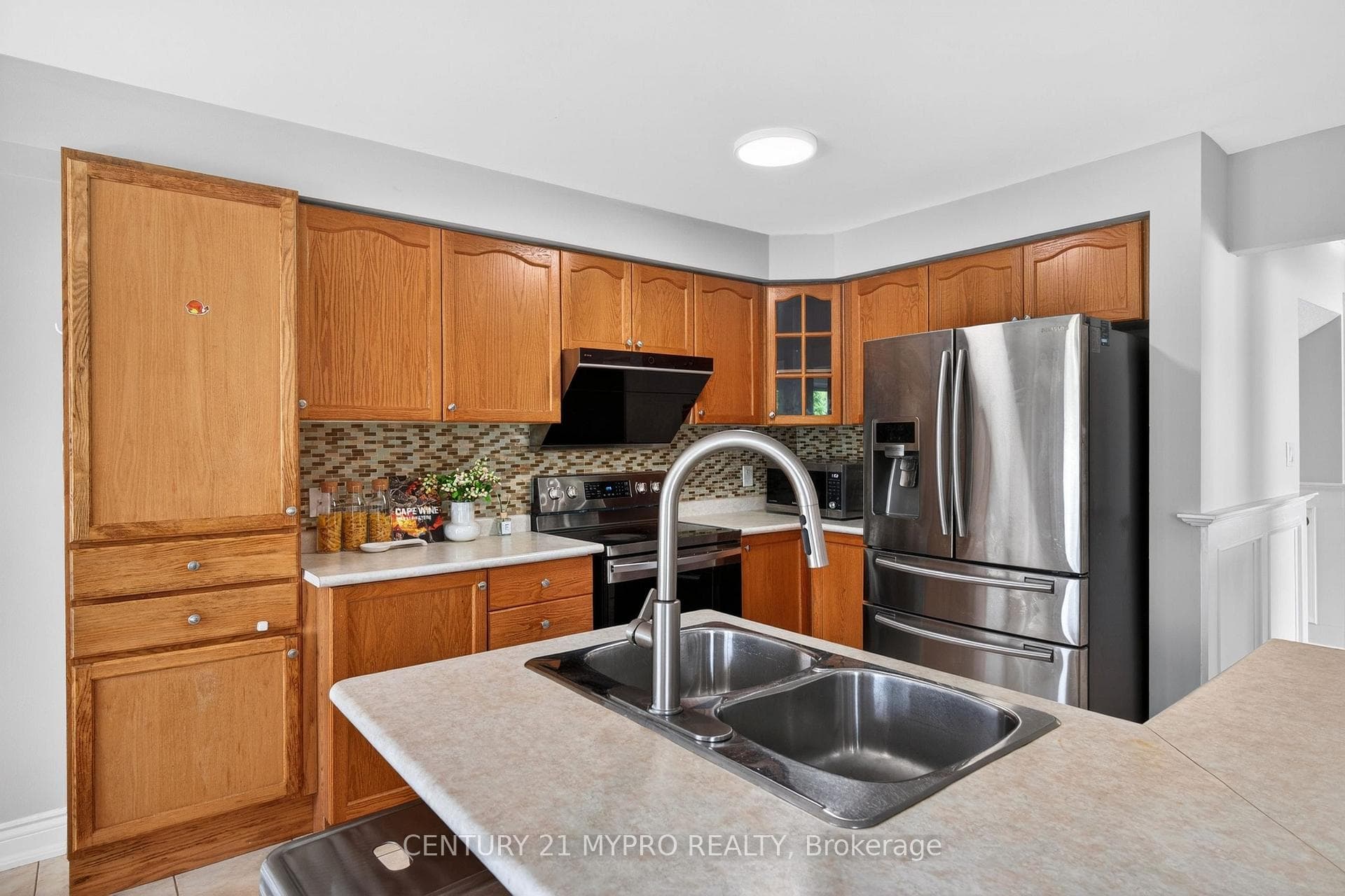 1117 Tall Pine Avenue photo 9