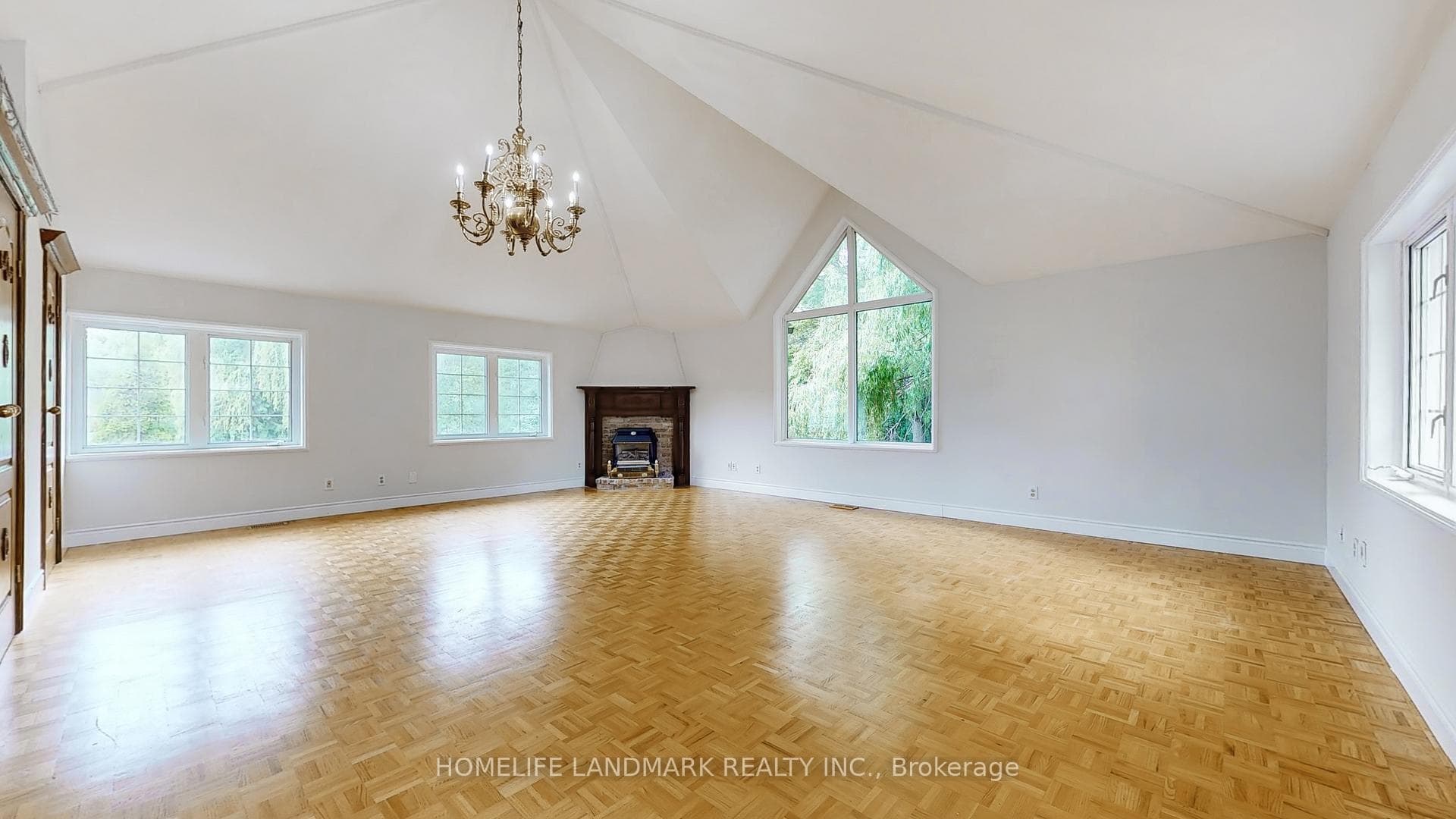 1327 Stanbury Road photo 19