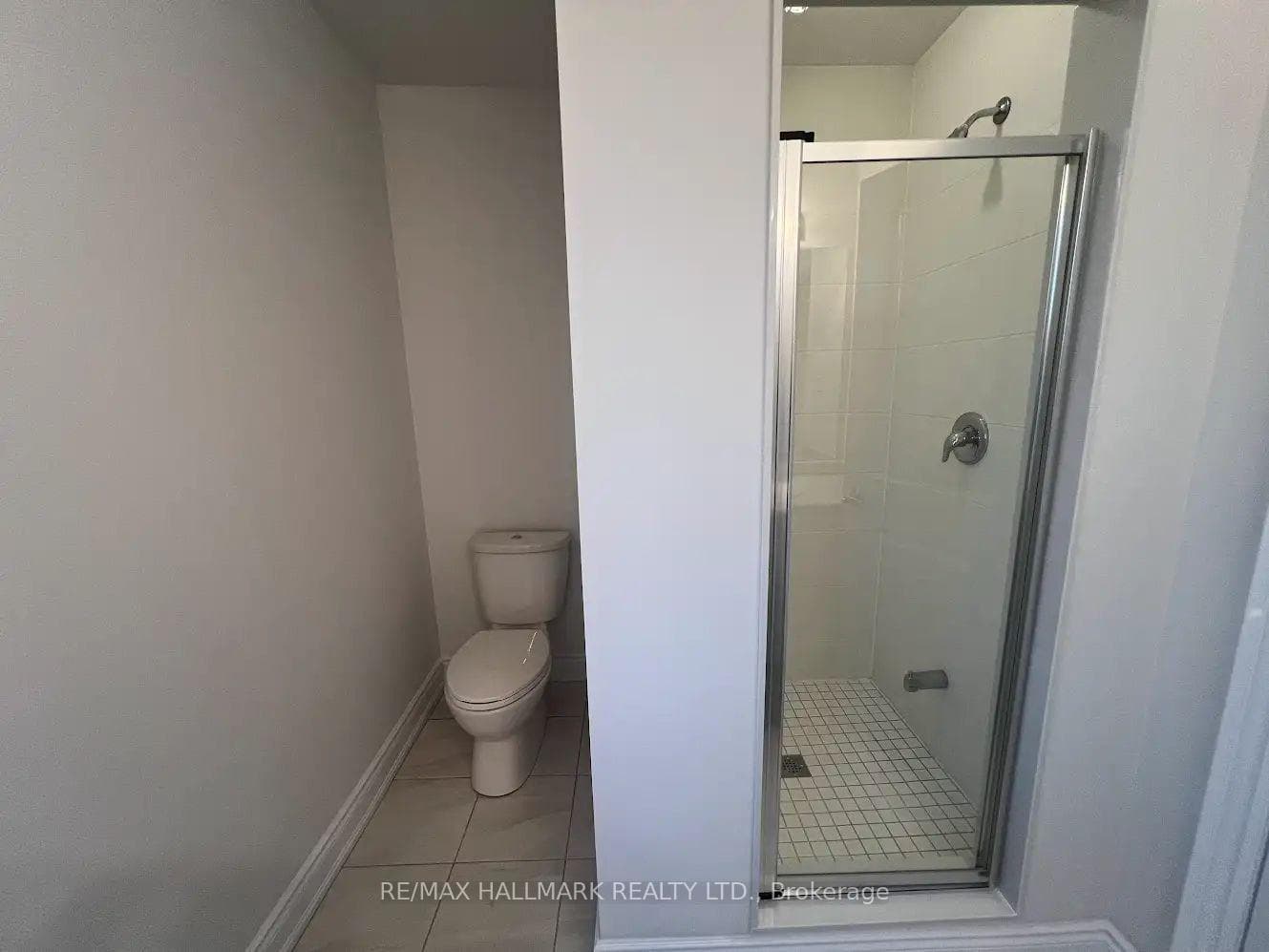 111 Tennant Circle photo 6