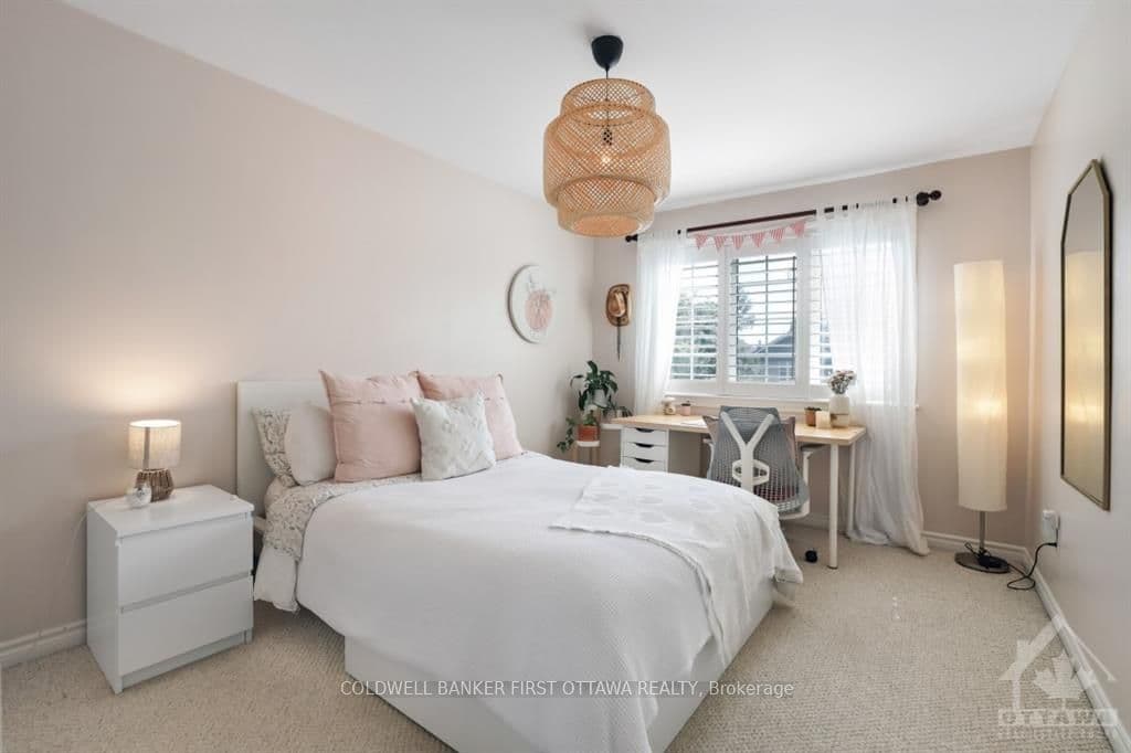 34 BLACKBIRD Lane photo 17