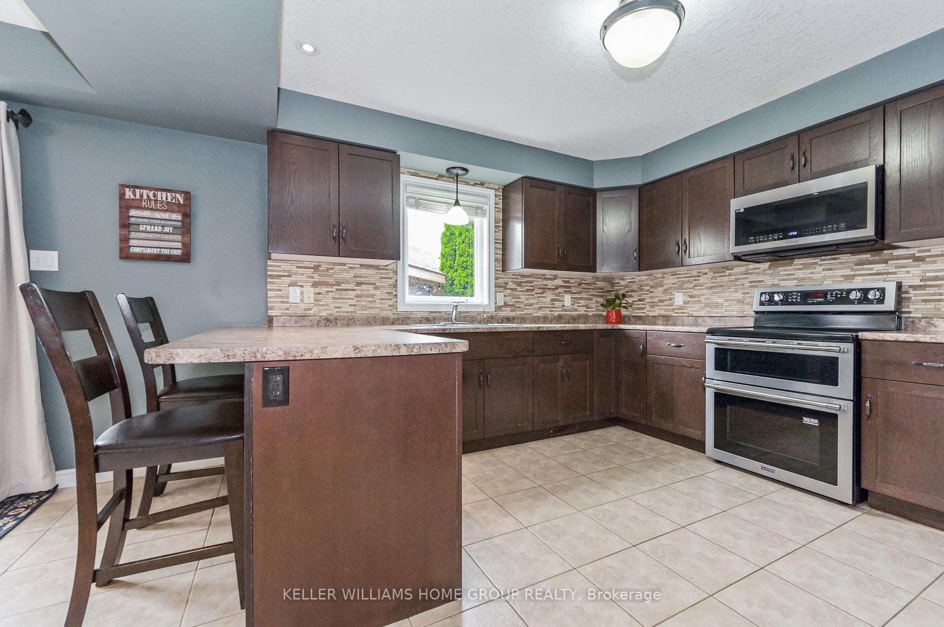 50 McGowan Street photo 9