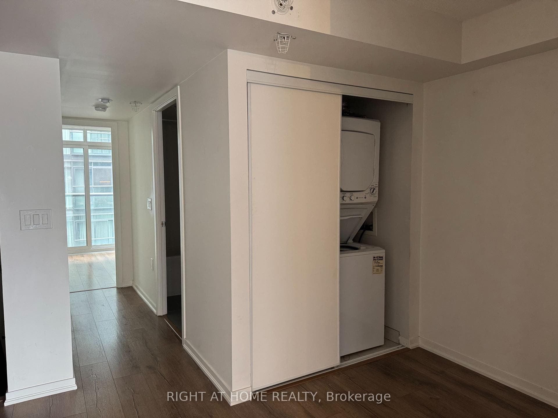 36 Lisgar Street Unit 1205E photo 7