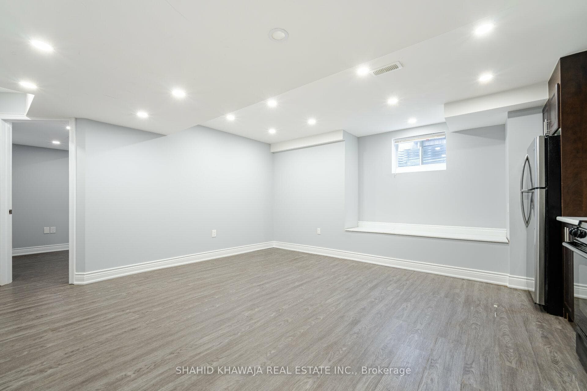 1221 Raspberry Terrace photo 32