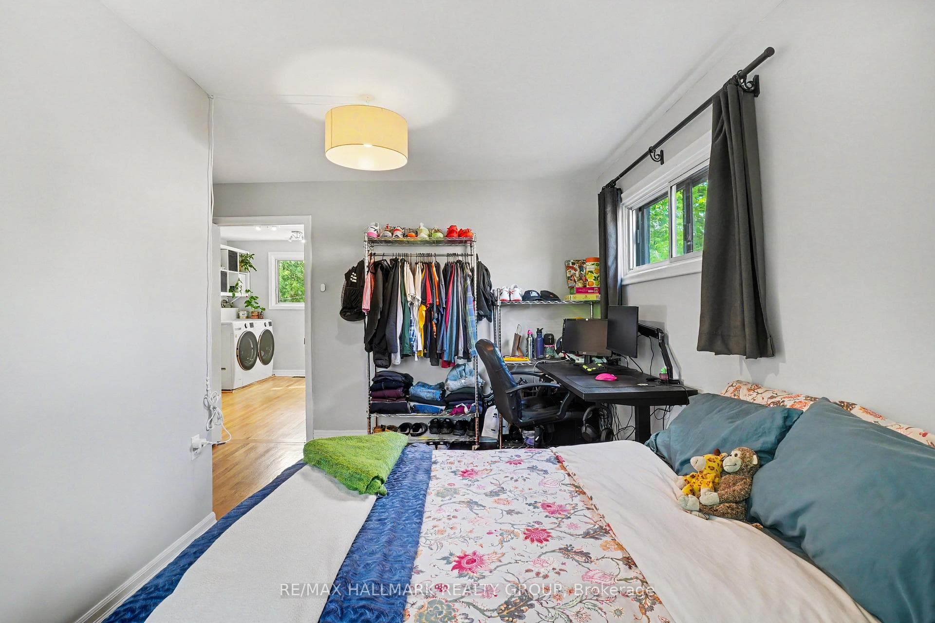 371 Sunnyside Avenue photo 22