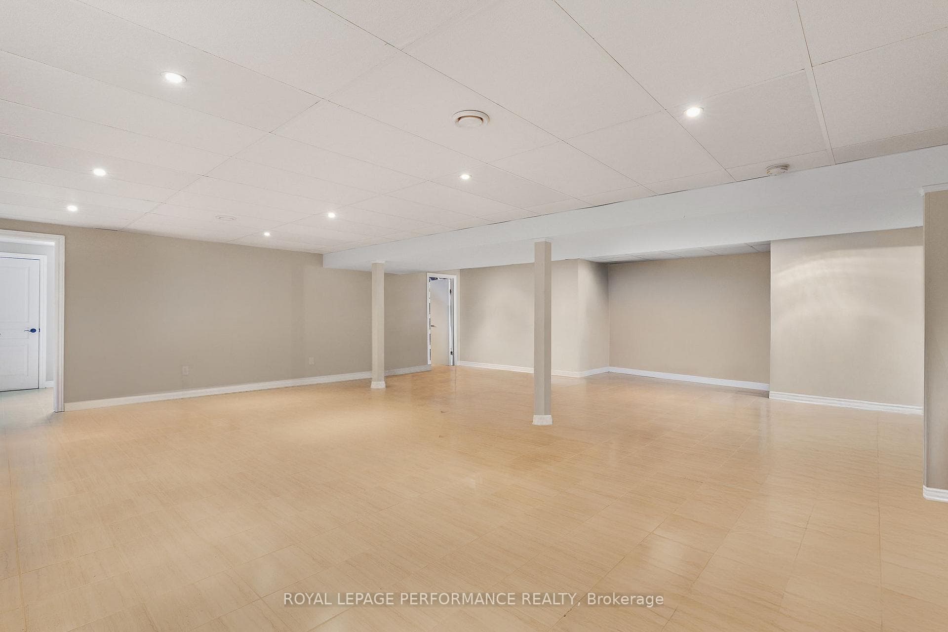 Full finished basement with 2 extra flex rooms
