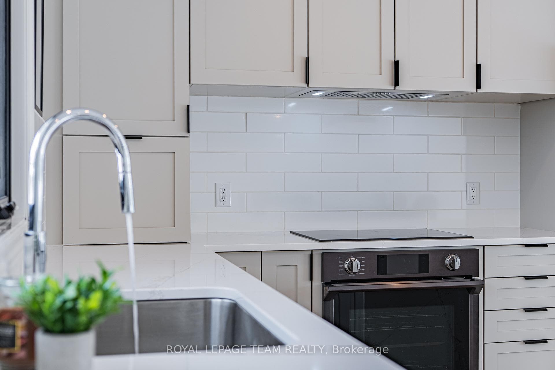 23 Brent Avenue photo 14