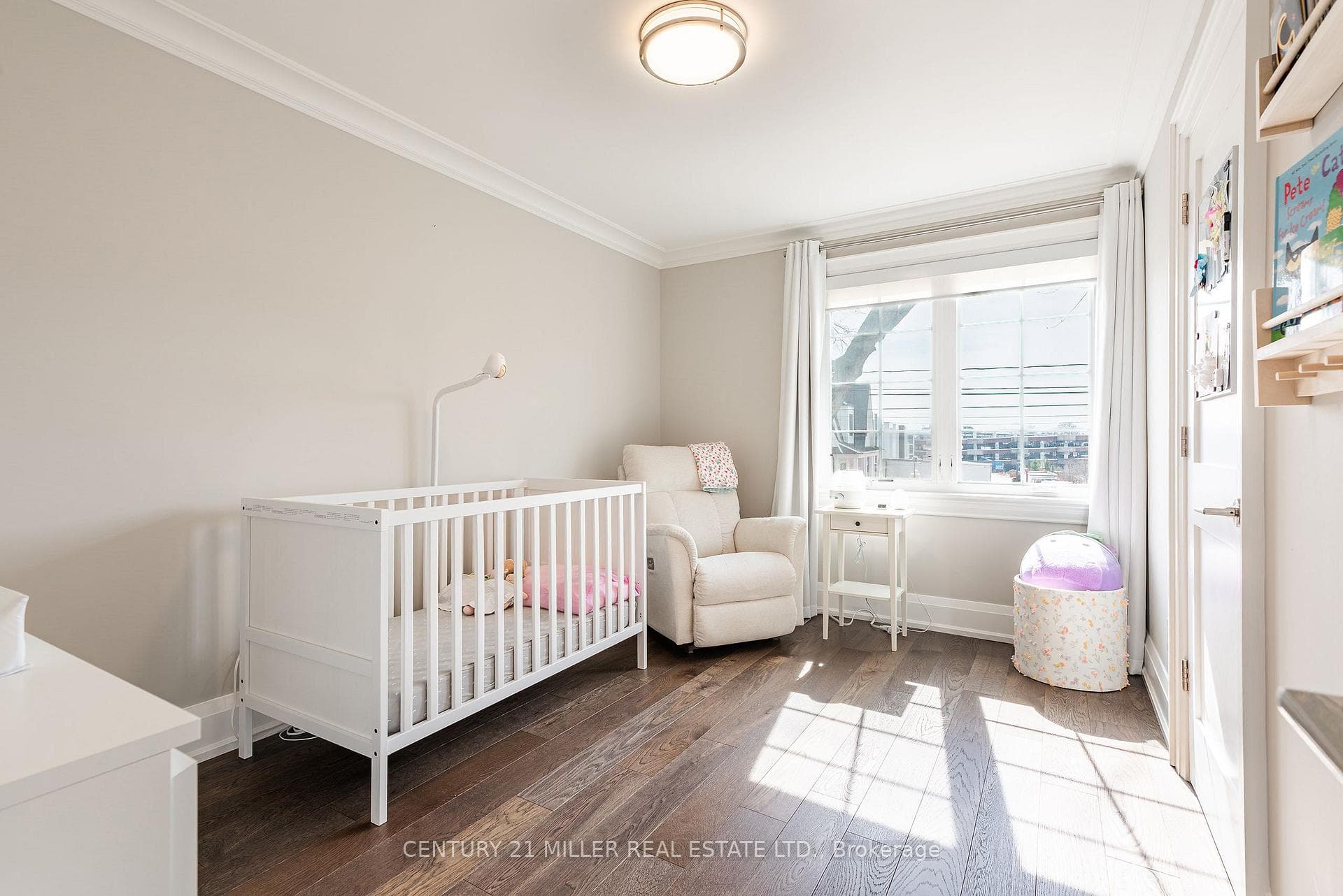 327 Macdonald Road photo 21