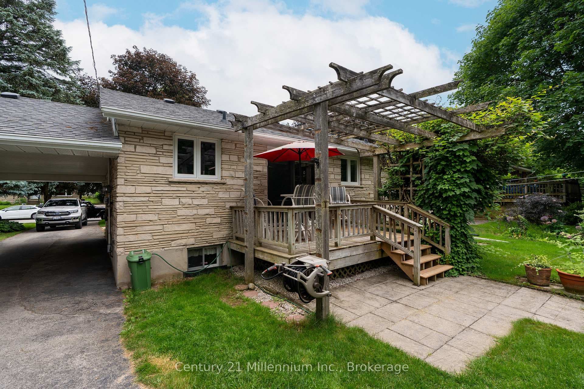 128 7th Avenue photo 40