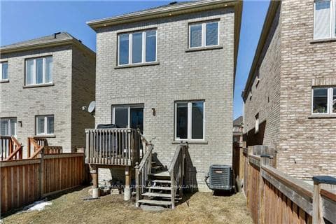 166 Chayna Crescent photo 20