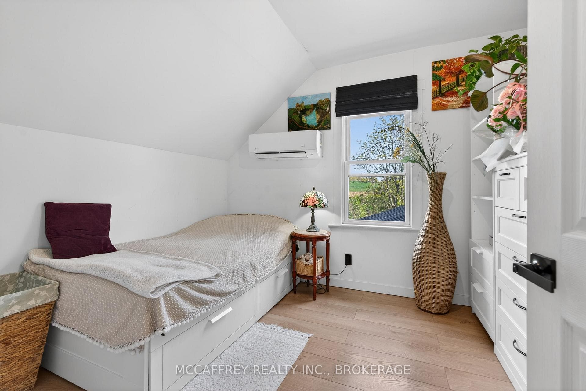 476 Hoards Road photo 23