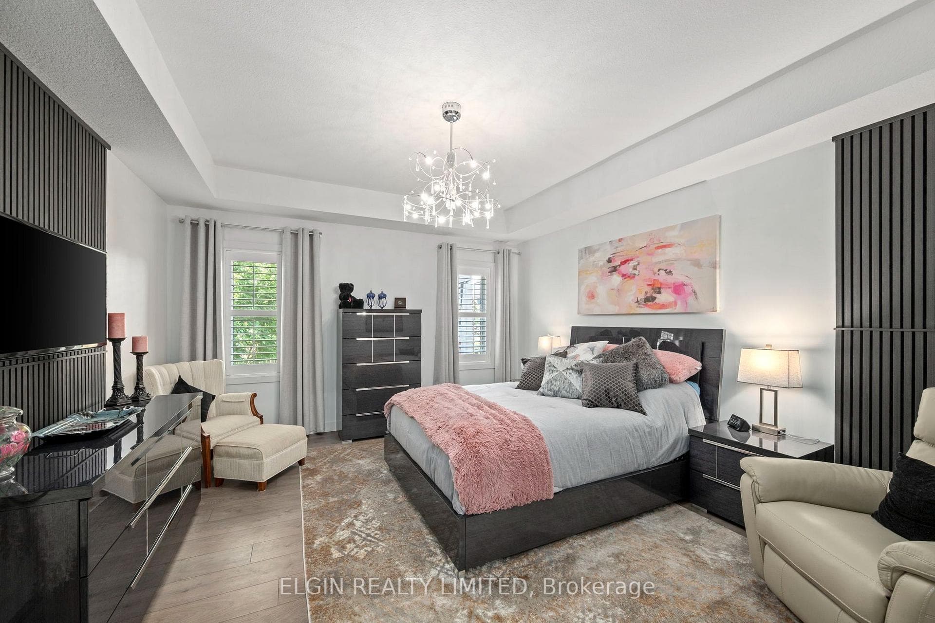 392 Larry Street photo 17