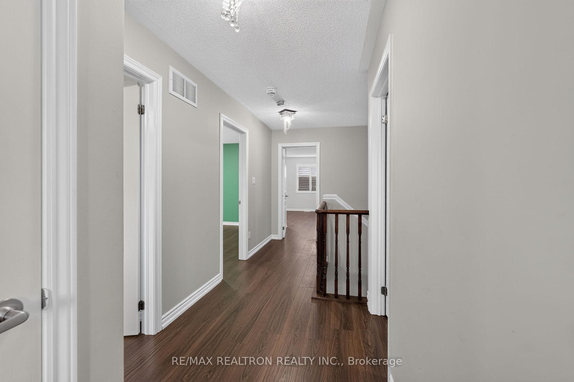 42 Cale Avenue photo 28