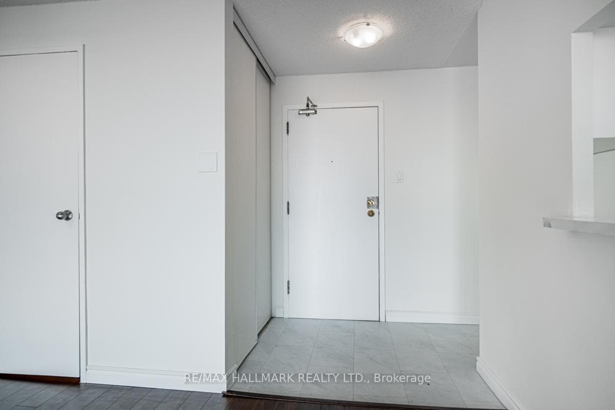 35 Trailwood Drive Unit 1518 photo 2