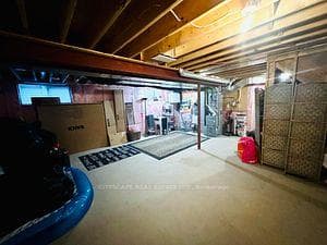 7795 Hanniwell Street photo 15