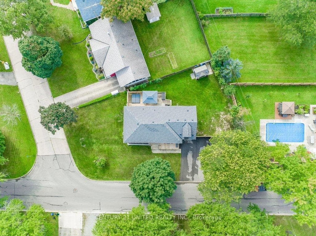 28 Masterson Drive photo 38
