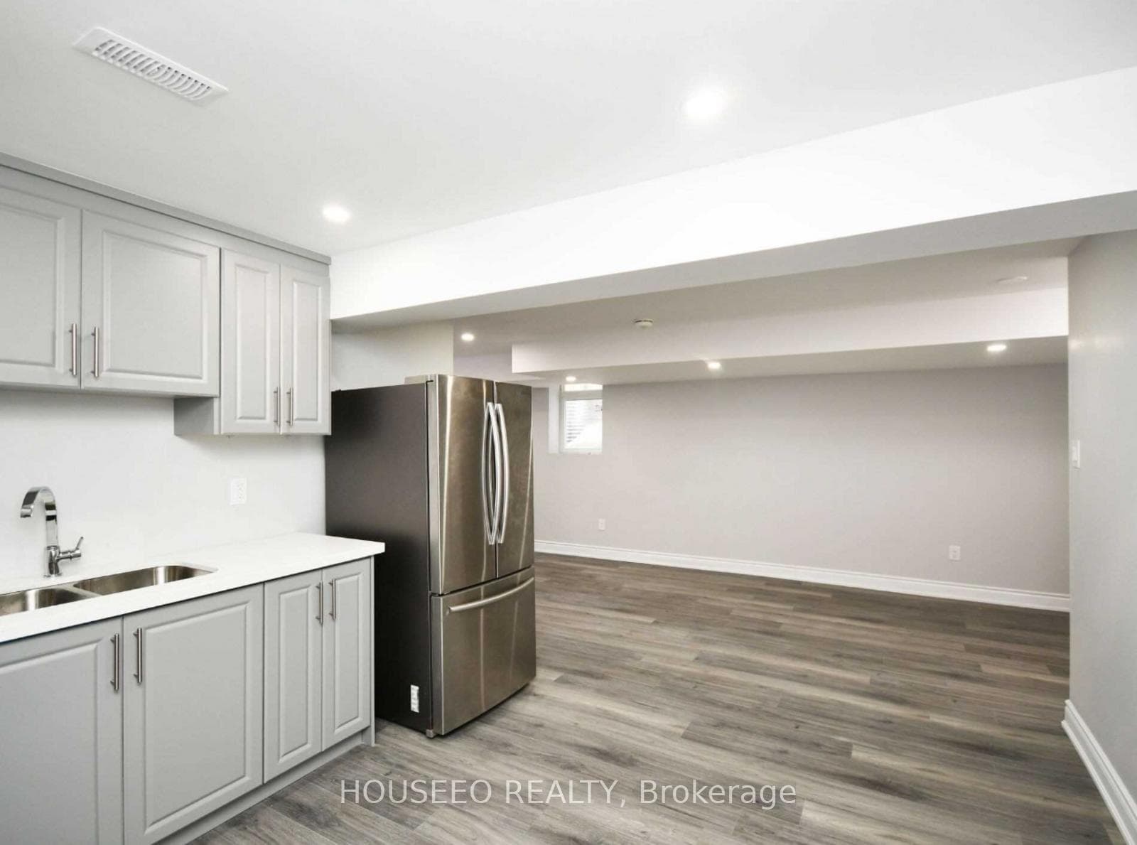 69 Robert Parkinson Drive photo 33