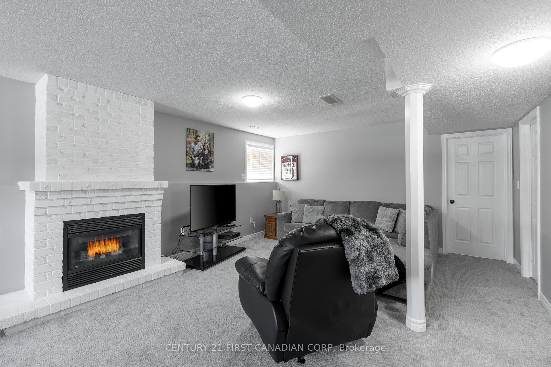 240 Margaret Street photo 20
