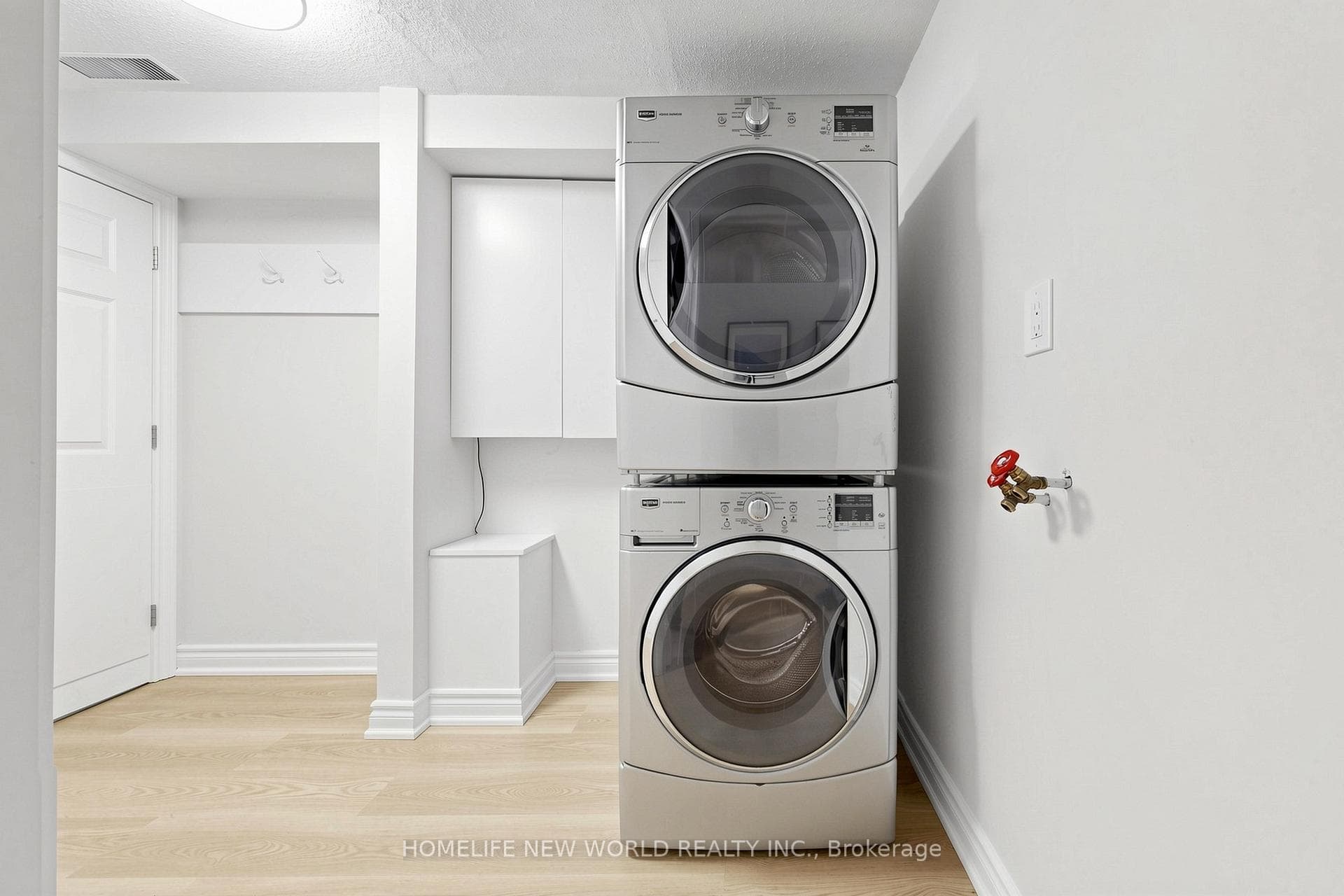 10 Hines Drive photo 36
