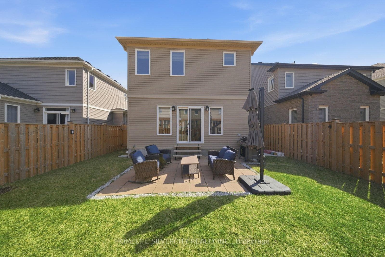 17 Oldham Avenue photo 32