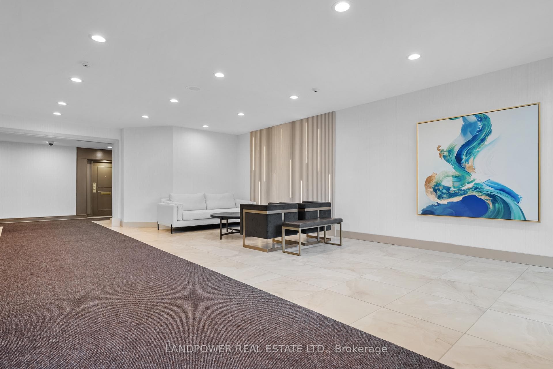 32 Clarissa Drive Unit 1027 photo 5