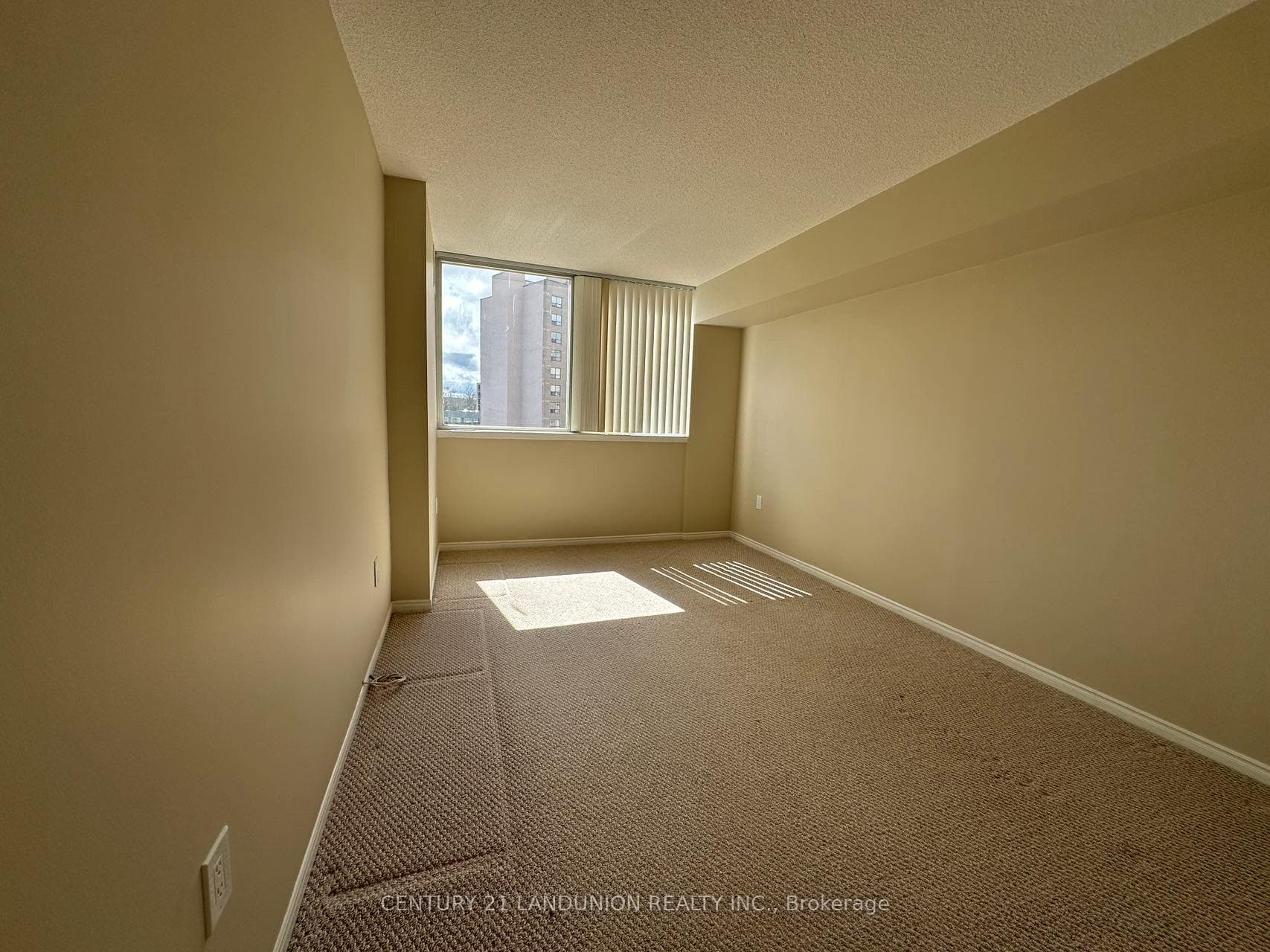 270 davis Drive Unit 511 photo 7