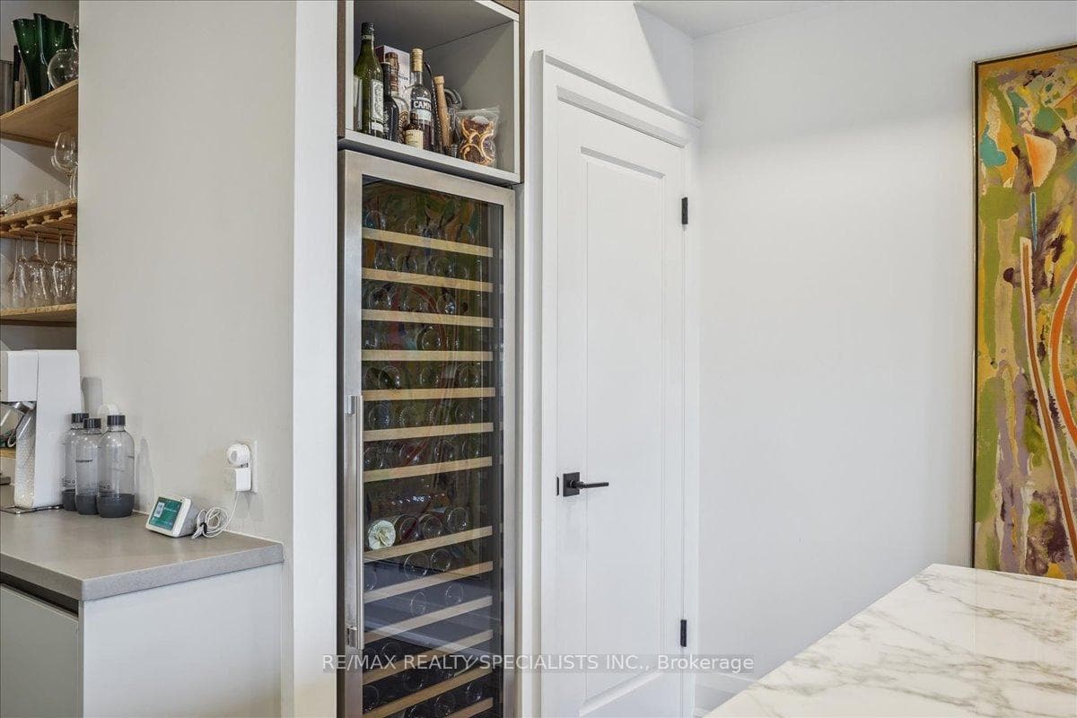 128 Riverdale Avenue photo 10