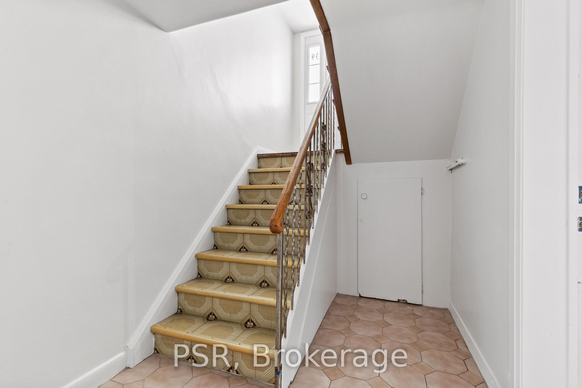 39 Morgan Avenue Unit Bsmt photo 18