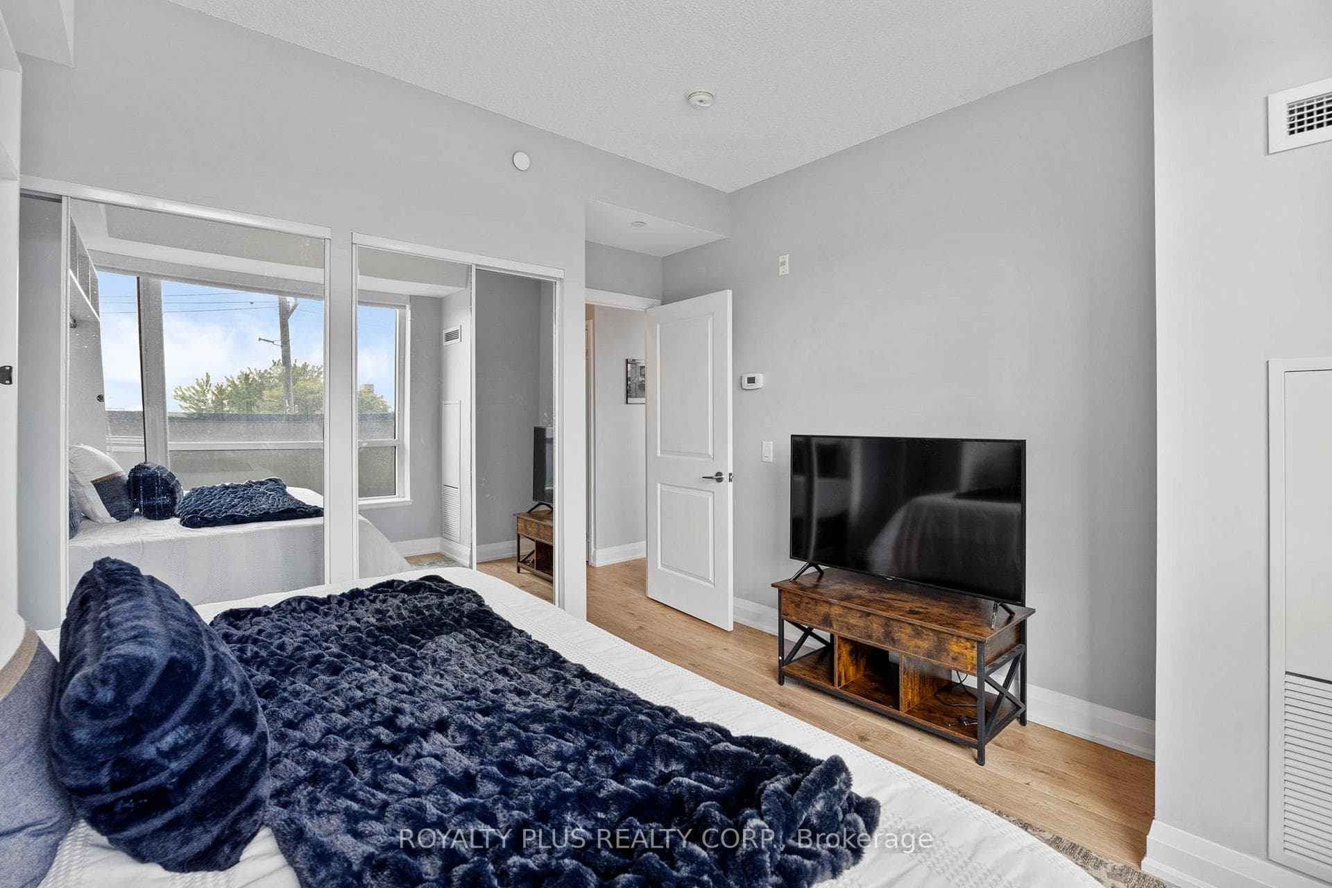 2800 Keele Street Unit 407 photo 29