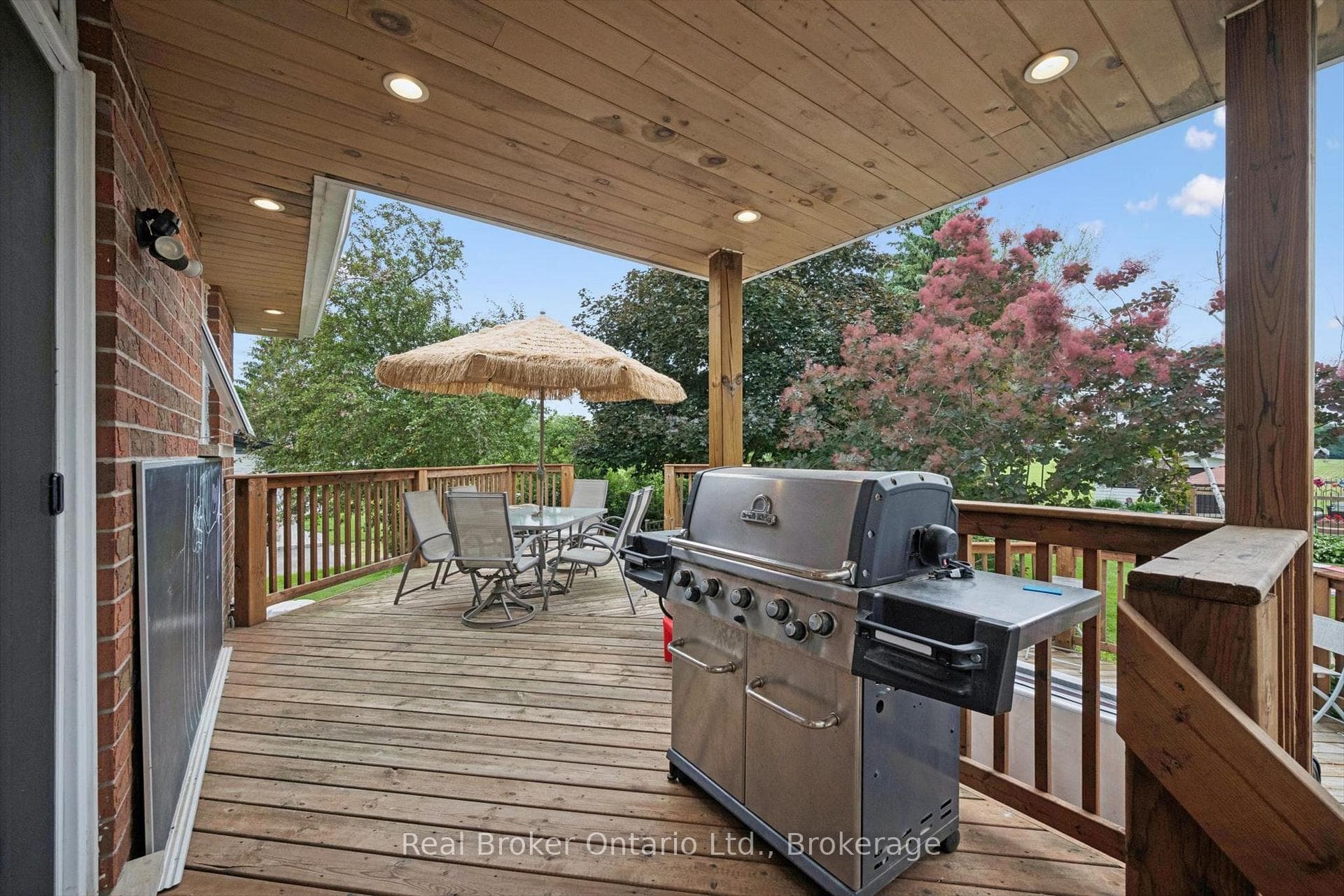 170 Elmslie Place photo 20