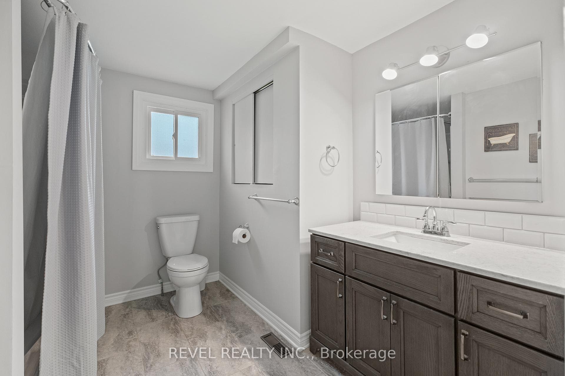 833 Lakeview Road photo 13