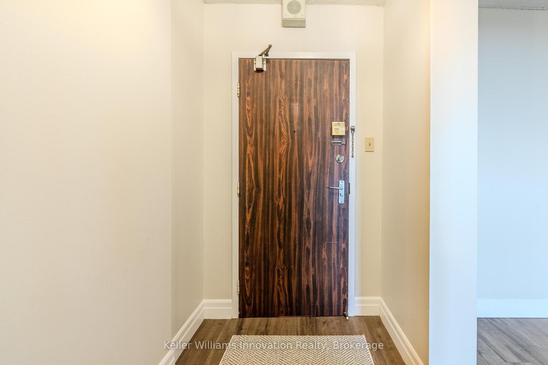 44 Falby Court Unit 710 photo 2