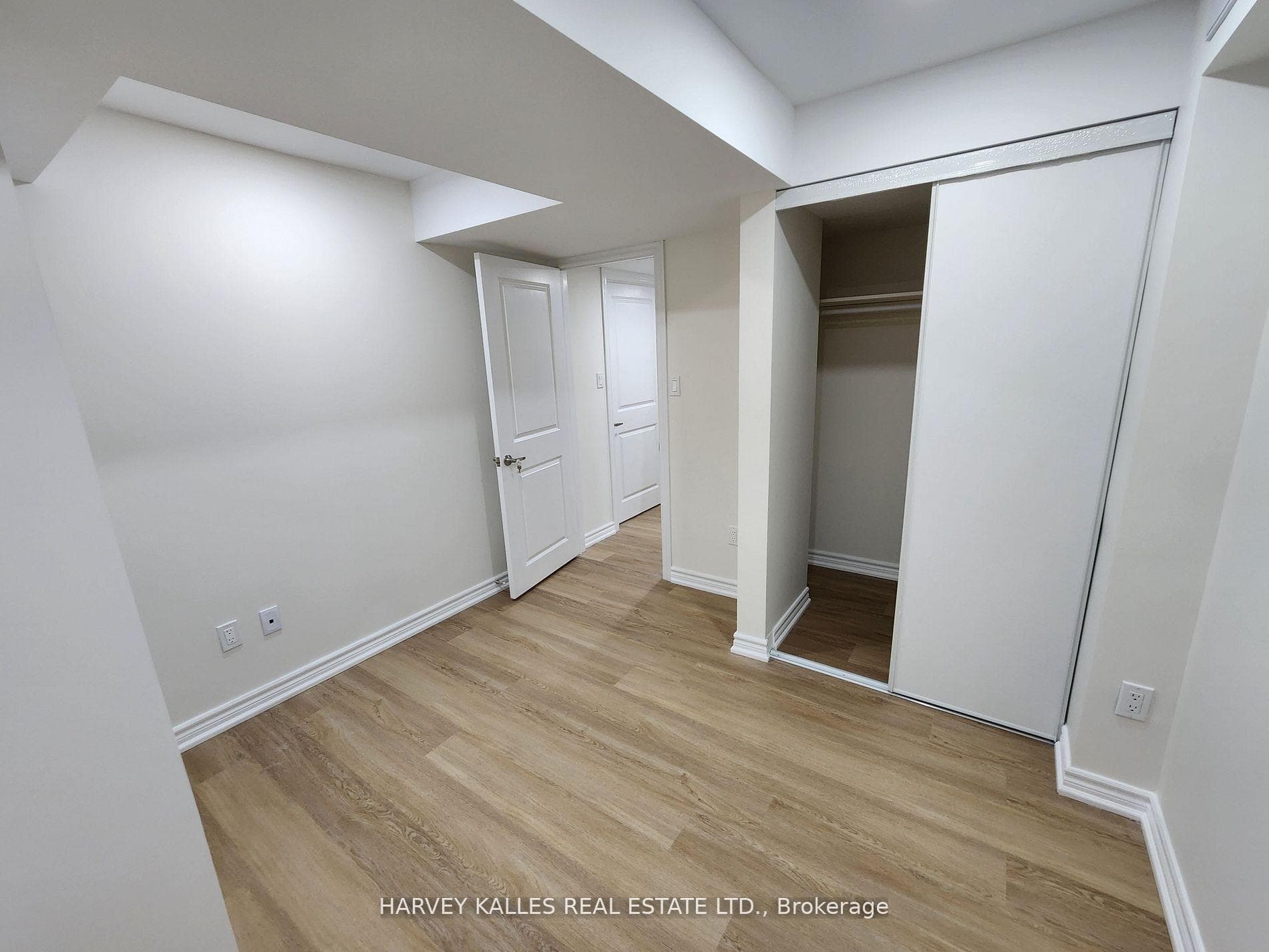 41 Asterfield Drive Unit Bsmt photo 8