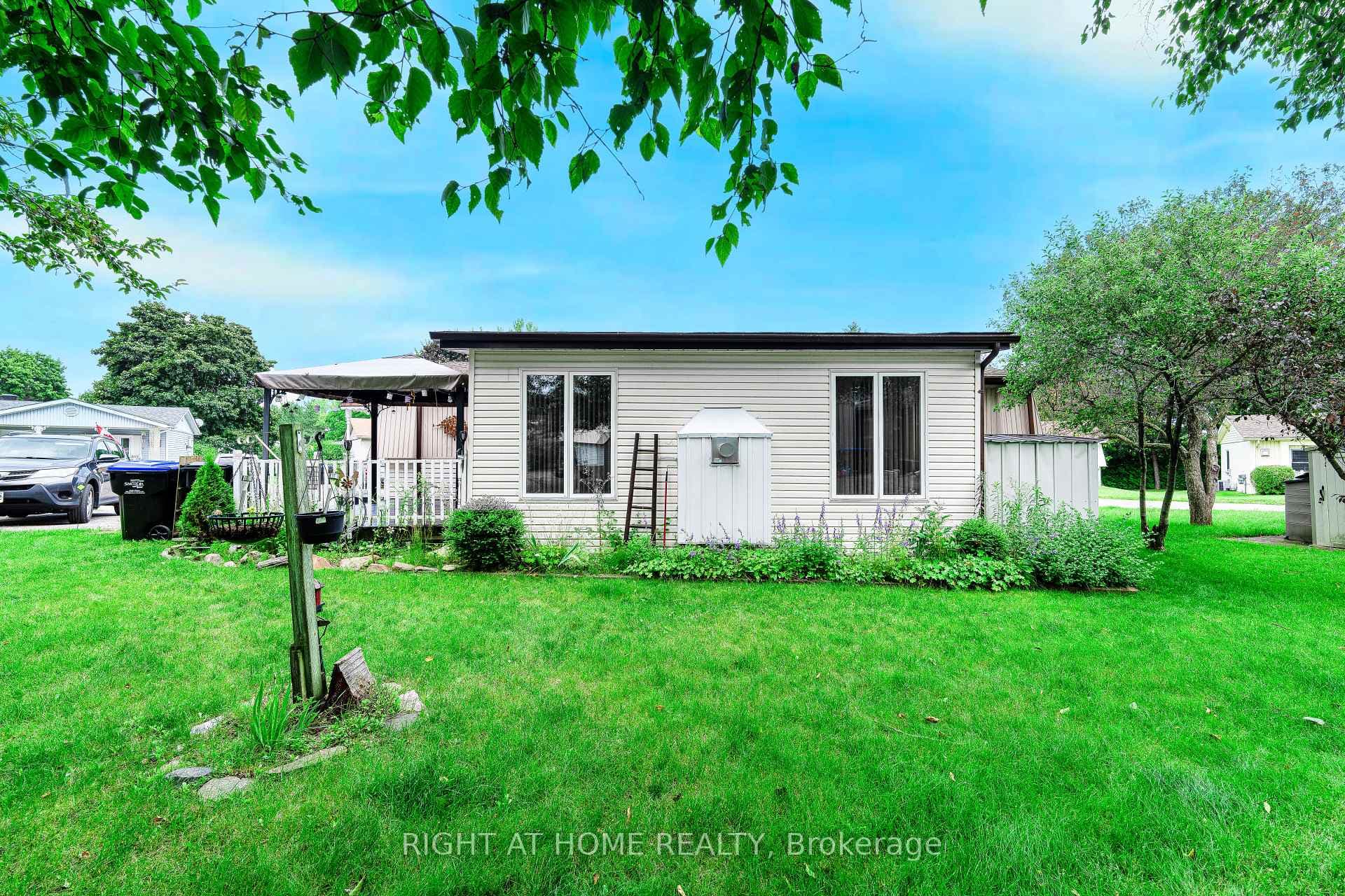 40 Cherrywood Lane photo 15