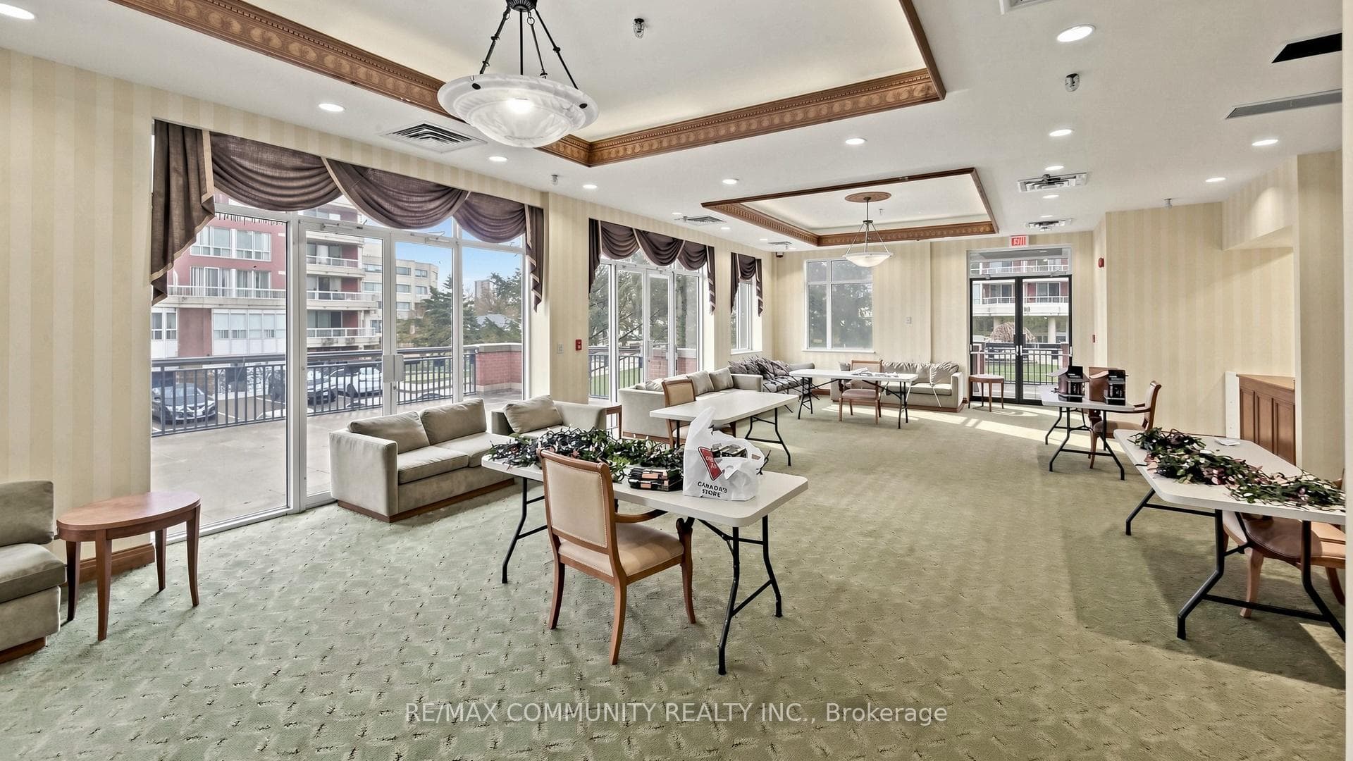 400 Mclevin Avenue Unit 1410 photo 44