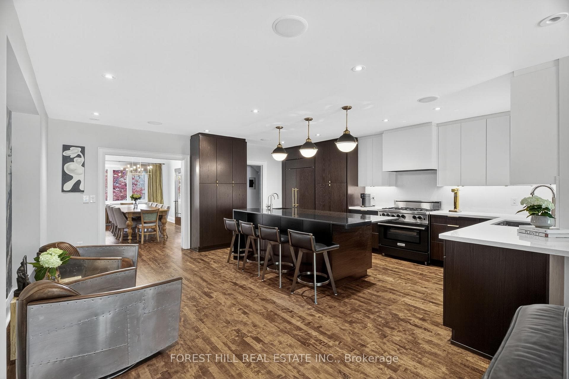 82 Pinewood Avenue photo 4