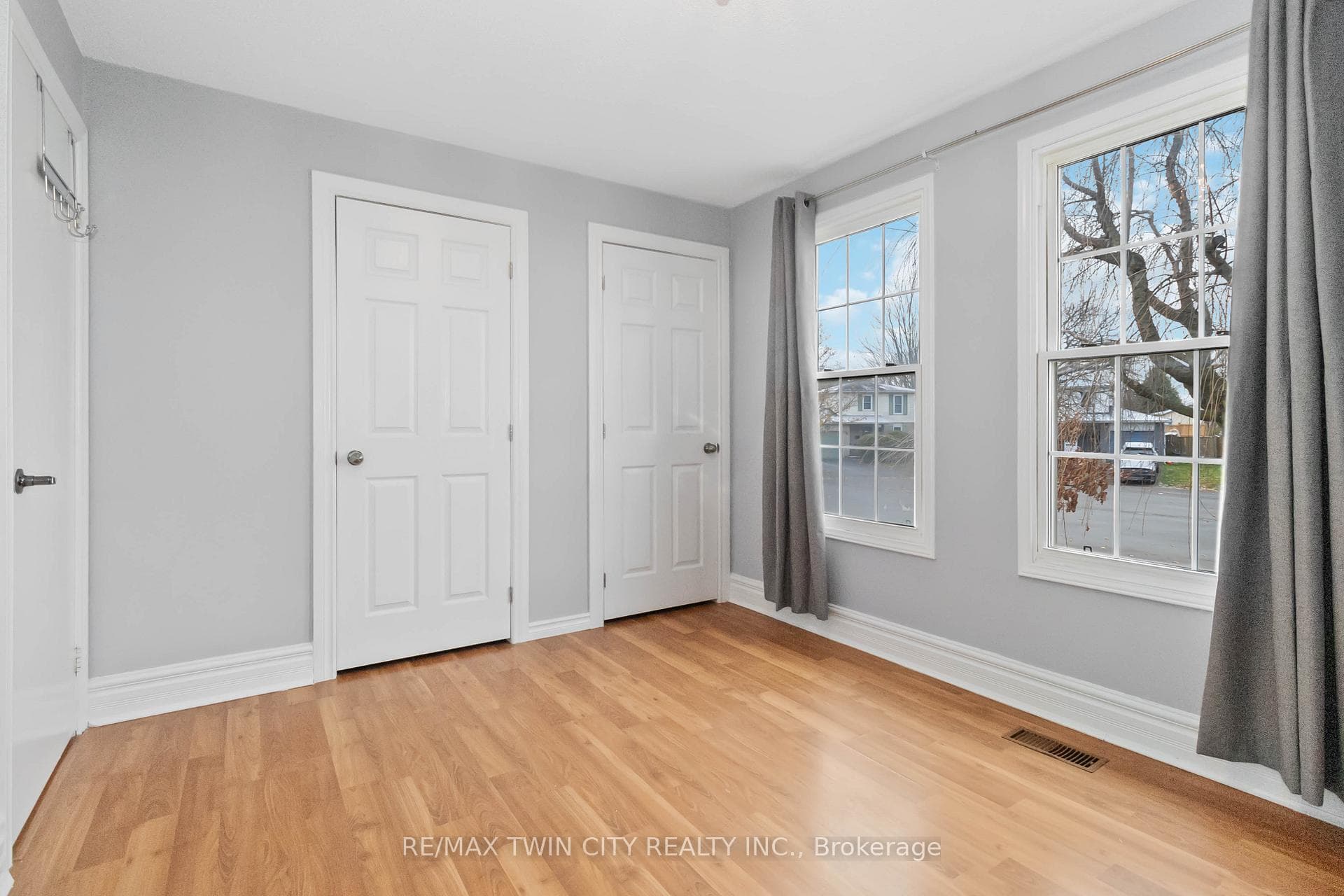7 Normandy Place photo 21