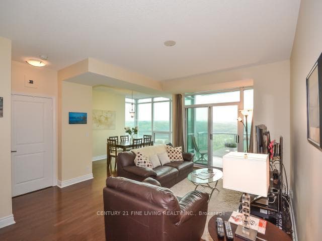 1910 Lake Shore Boulevard Unit 1504 photo 9