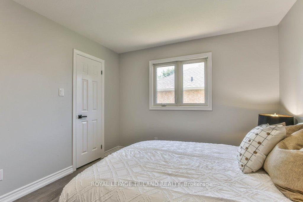 16 PINEHURST Drive photo 28