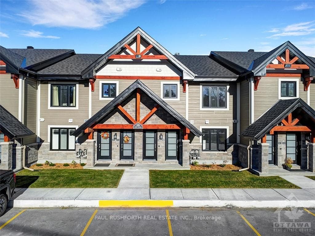 Exterior of 320 Montee Outaouais