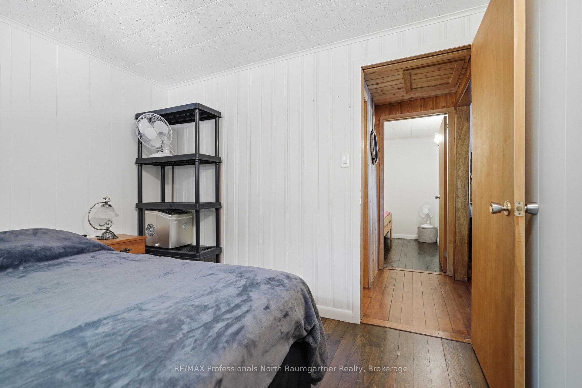 1111 Corylus Lane photo 14