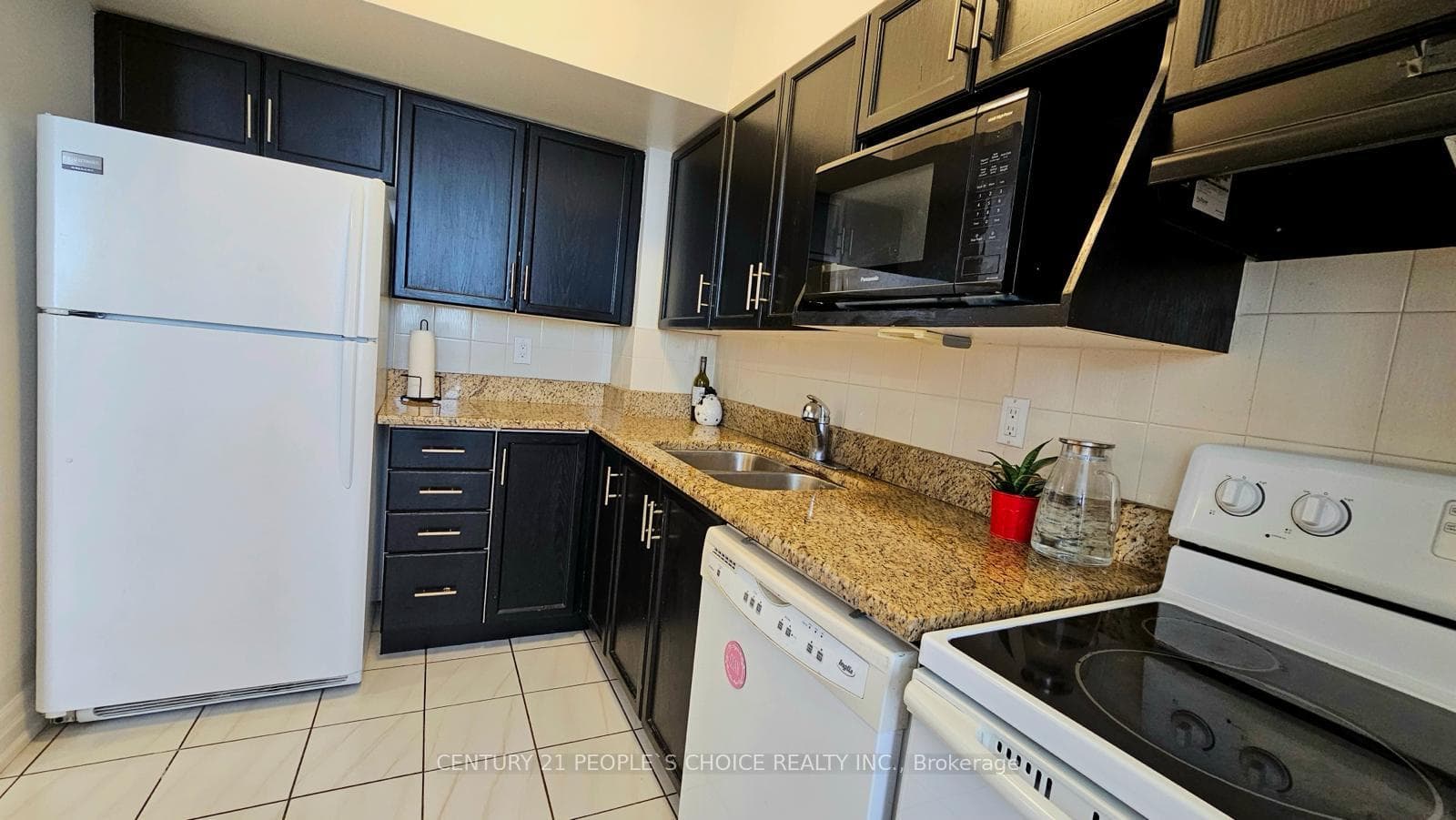 3233 Eglinton Avenue Unit 1004 photo 8