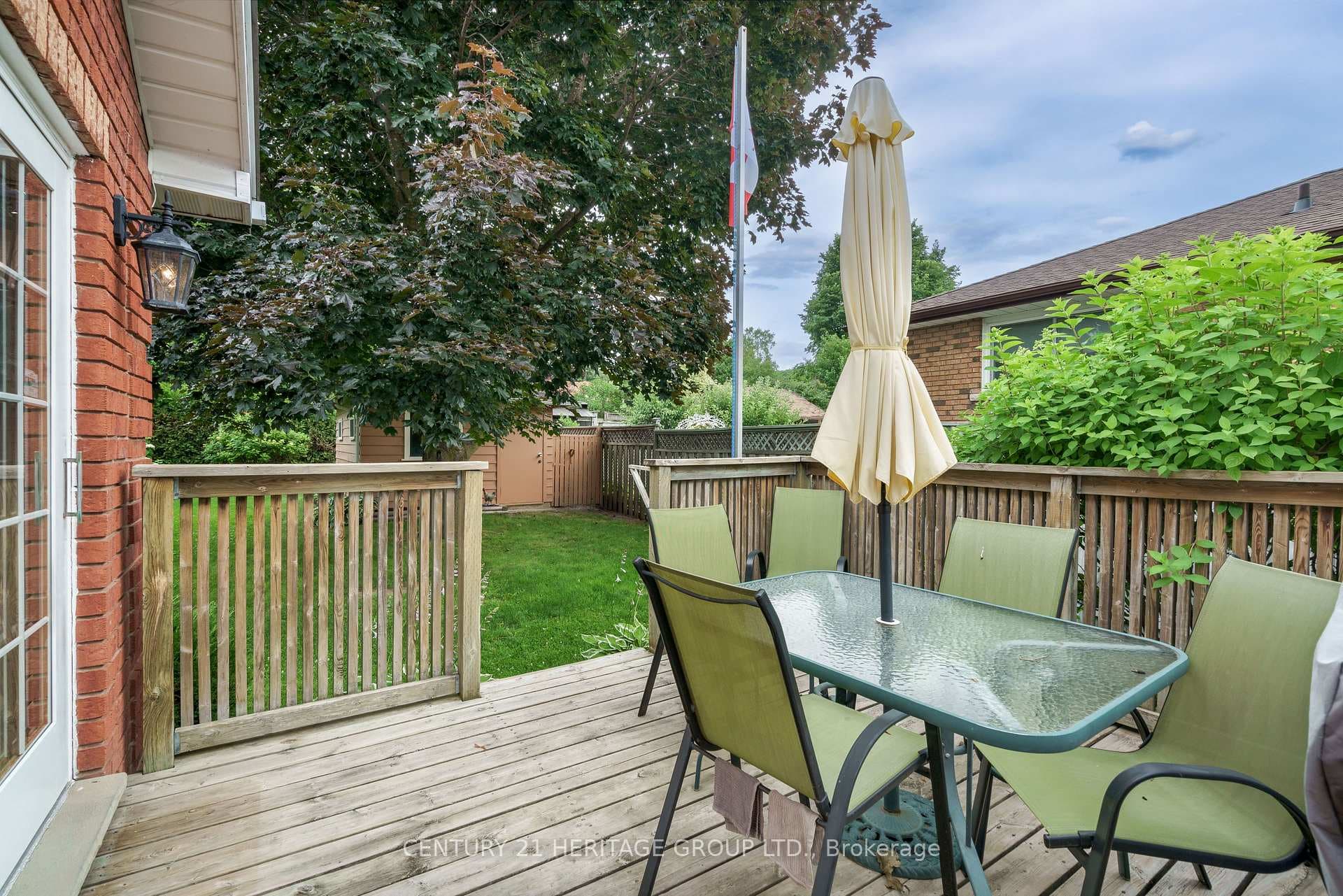 165 Frederick Street photo 33