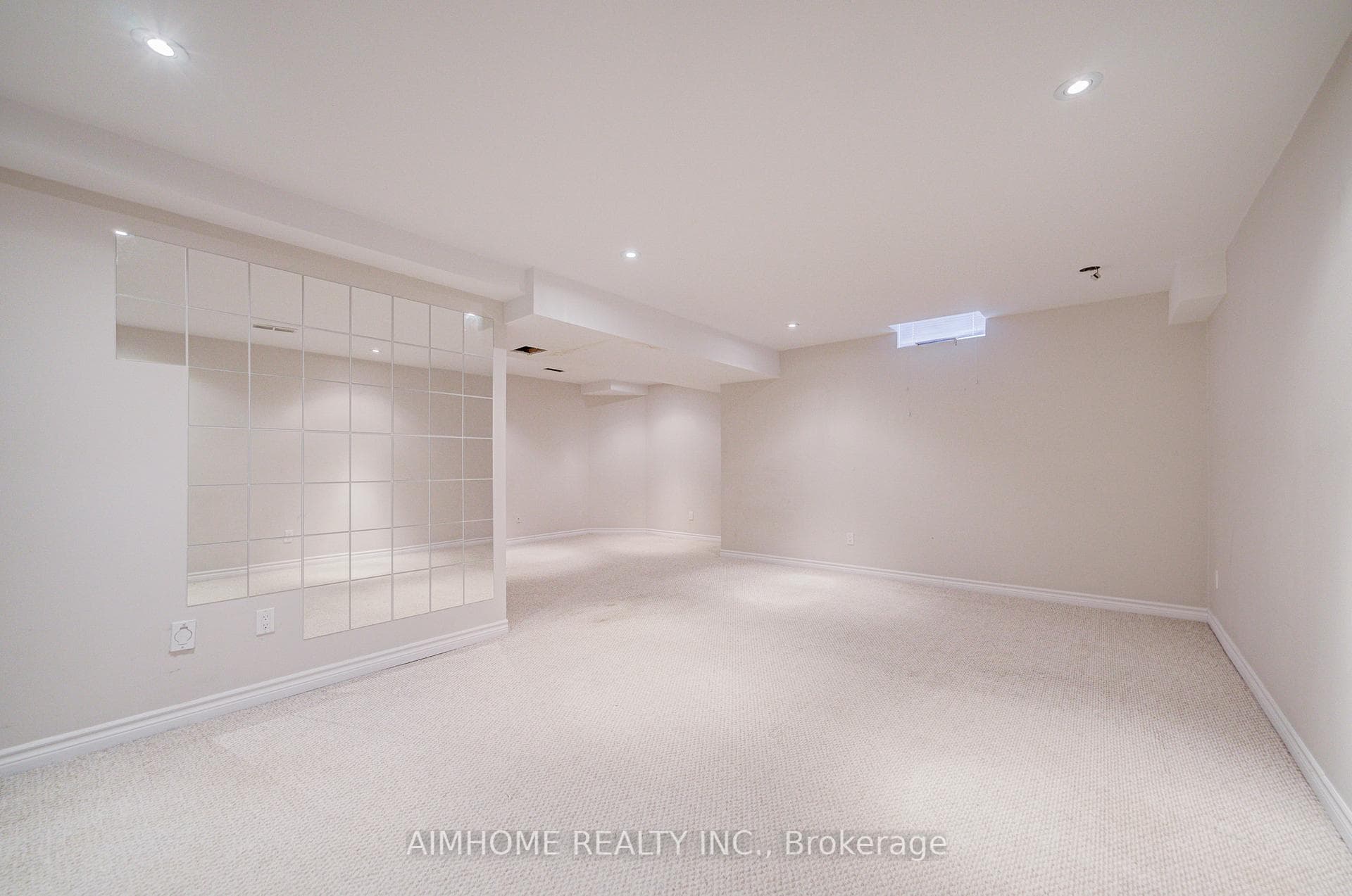 562 Mcbean Avenue photo 46