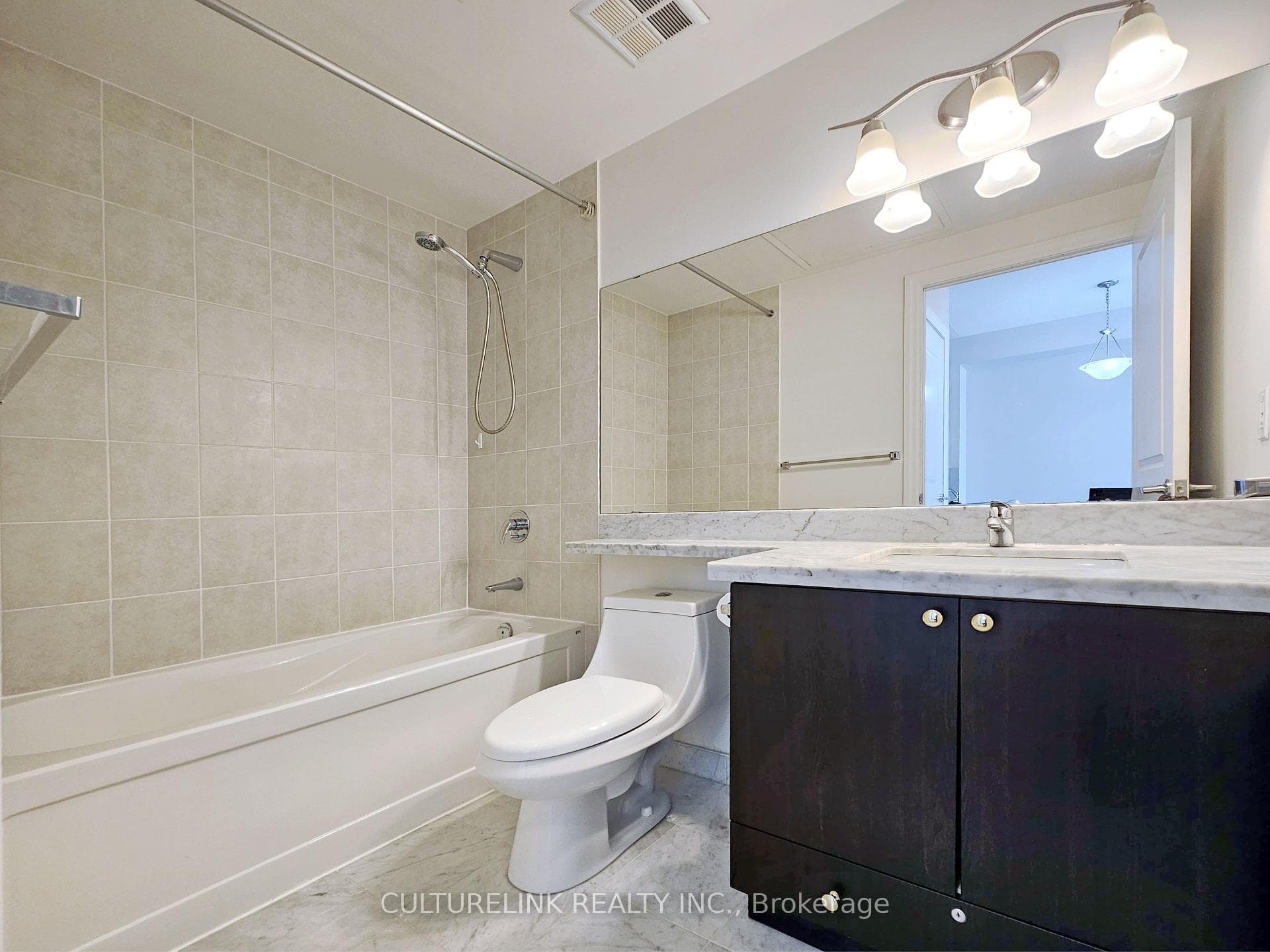 111 Upper Duke Crescent Unit 1008 photo 9