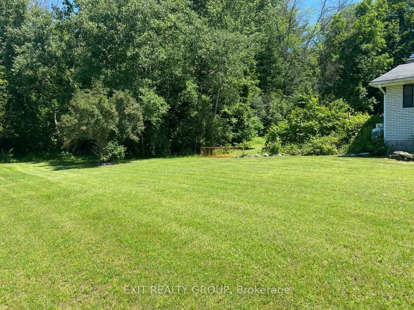 756 Frankford-Stirling Road photo 4